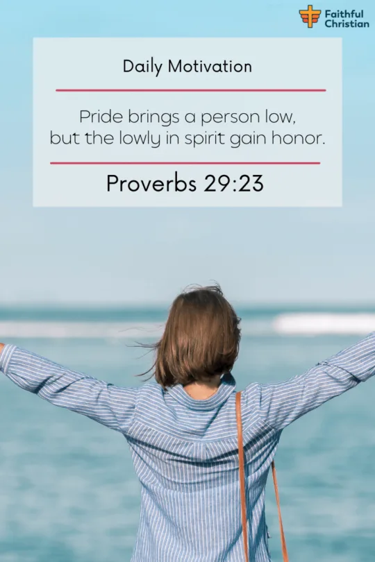 32 Versículos de la Biblia sobre el orgullo y el ser orgulloso (Escrituras)
