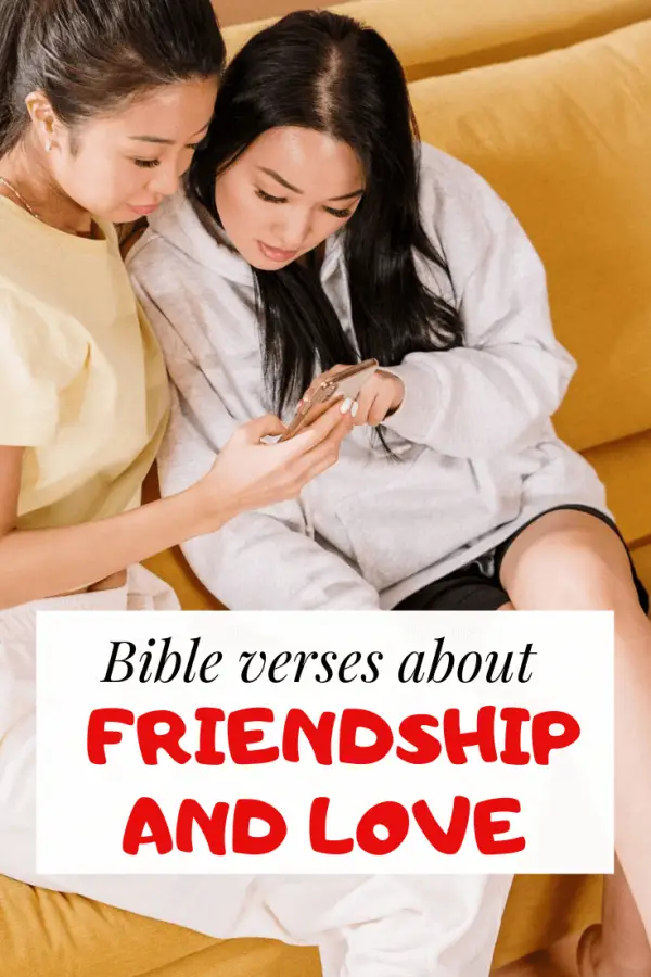 Versículos de la Biblia sobre la amistad y el amor (mantenerse unidos)